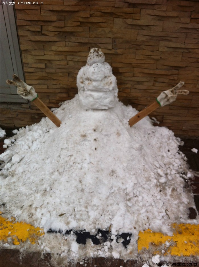 堆雪人乐趣_堆雪人趣事作文_一件有趣的事堆雪人500