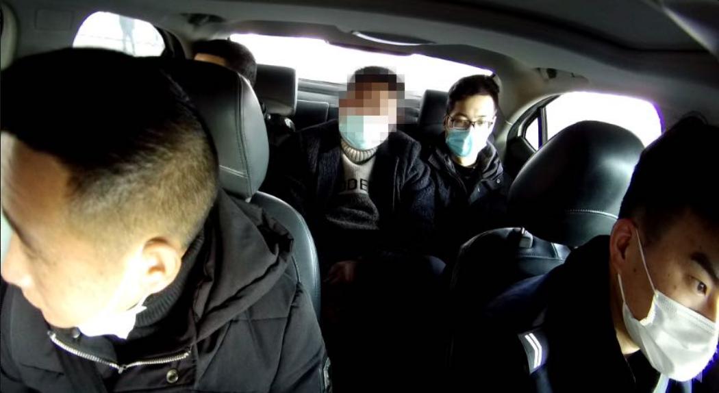 偷快递被视频拍到能抓到人吗_到视频快递偷抓能拍照片吗_拿快递录视频